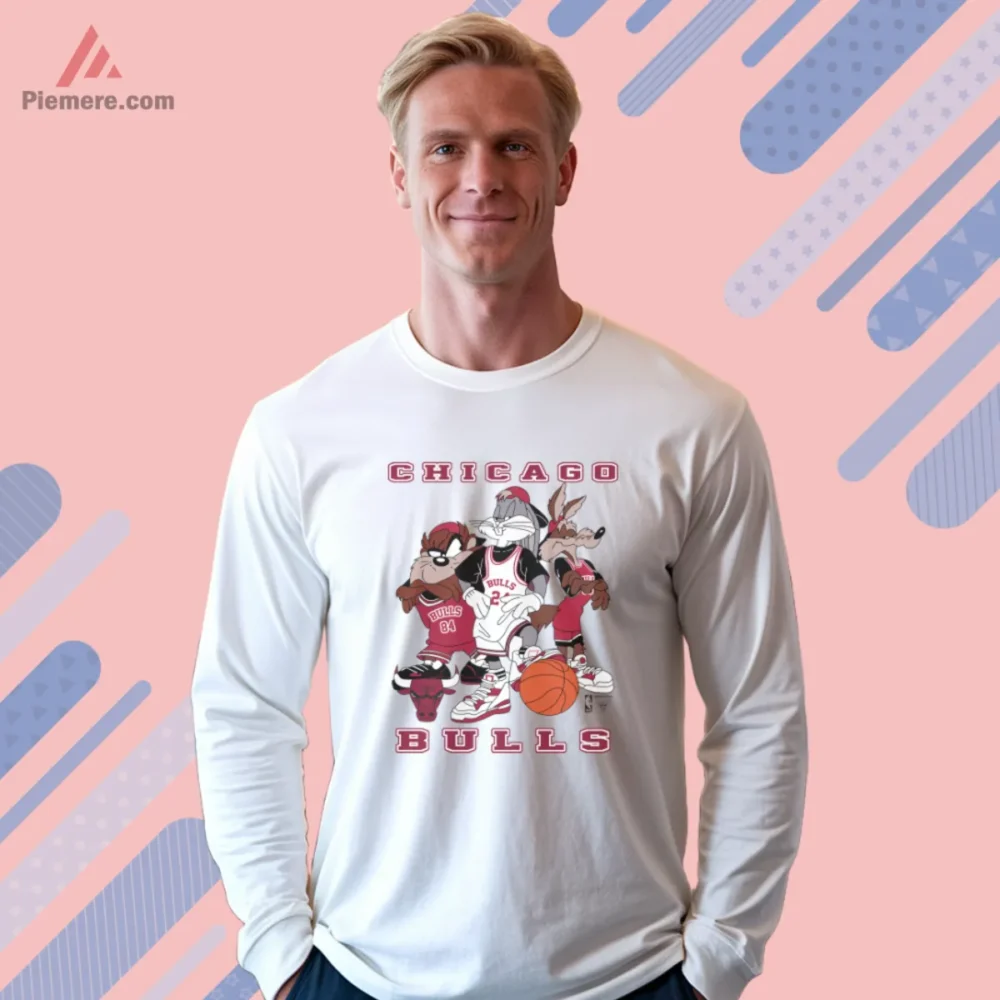 Chicago Bulls Looney Tunes basketball shirt long sleeve white