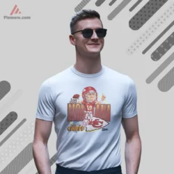 1990s Joe Montana Kansas City Chiefs Arrowhead Football Shirt with cartoon quarterback and arrowhead logo