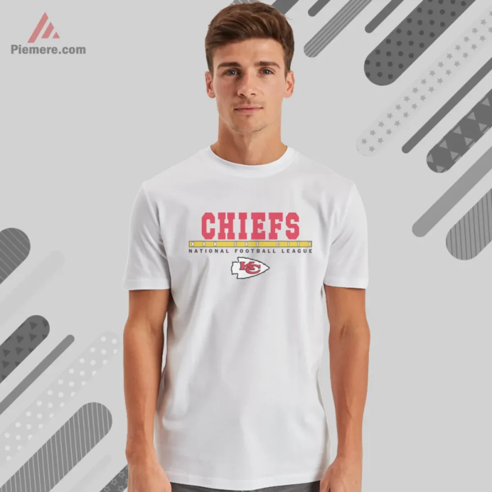 1990s Kansas City Chiefs Wordmark Football Shirt with bold red wordmark and team logo