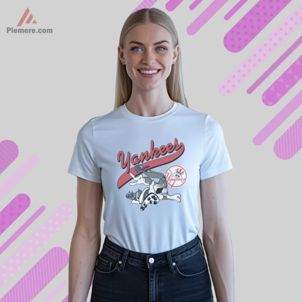 Bugs Bunny Yankees Shirt with vintage sliding graphic in white