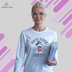 White long sleeve tee with fun New York artwork