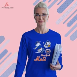 Royal blue long sleeve tee with playful Mets Peanuts scene