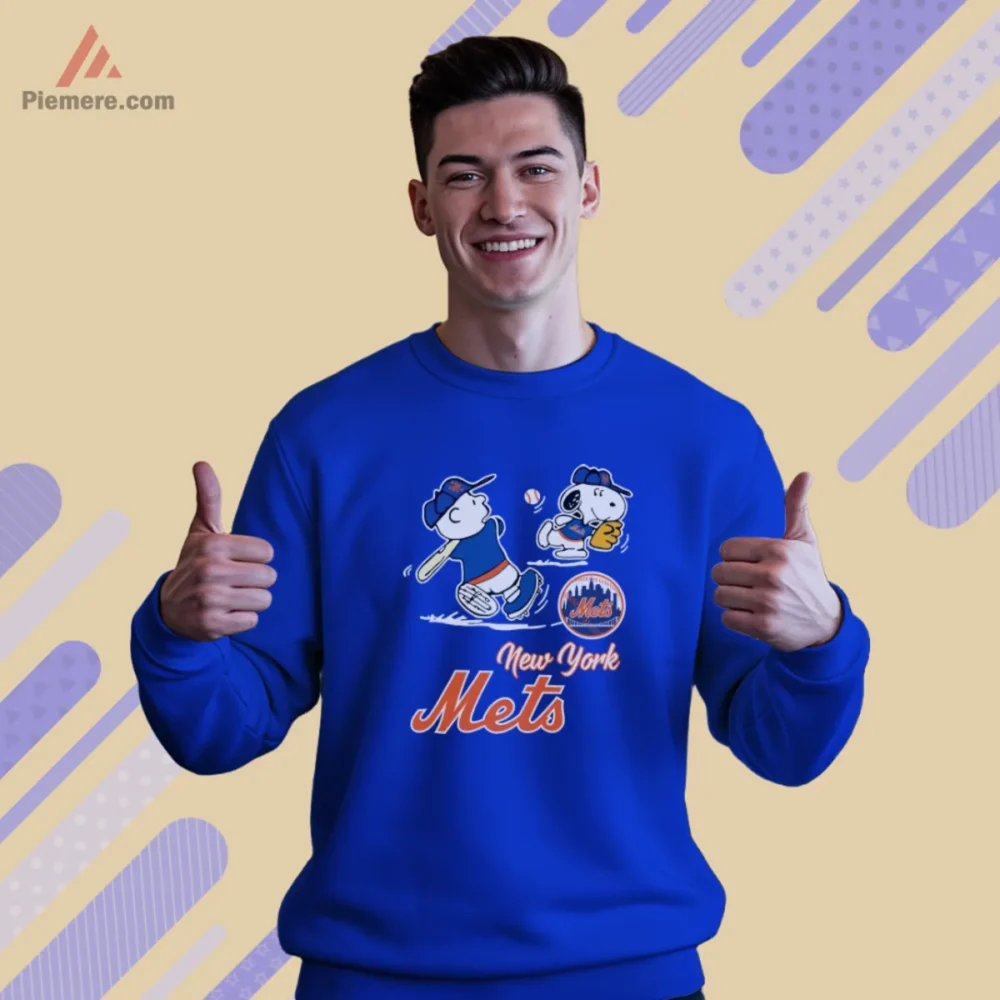 Royal blue sweatshirt with Charlie Brown and Snoopy for Mets fans