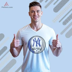 New York Yankees Steal Your Face Shirt with skull roundel in blue and gray