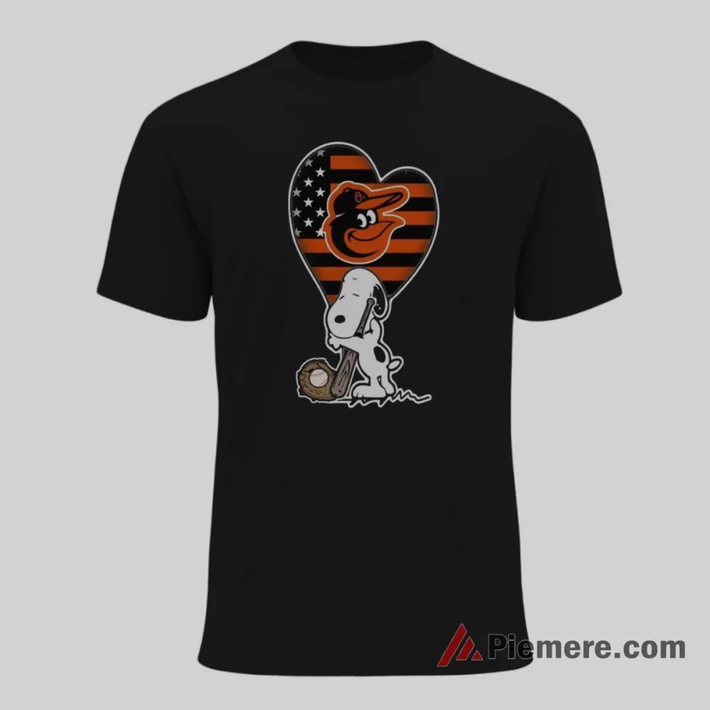 Snoopy Baltimore Orioles Heart Balloon Shirt on black short sleeve shirt for men graphic tee