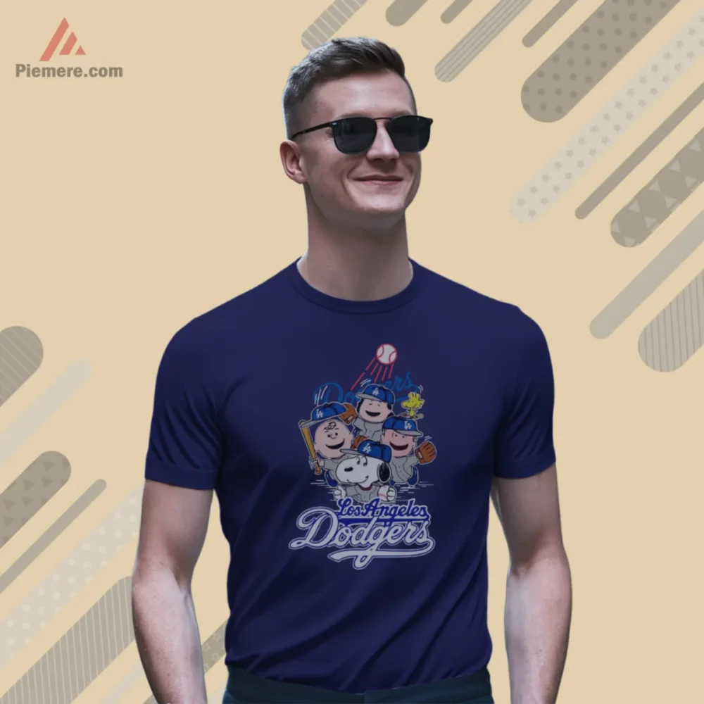 Snoopy Los Angeles Dodgers Shirt with Peanuts team huddle on navy